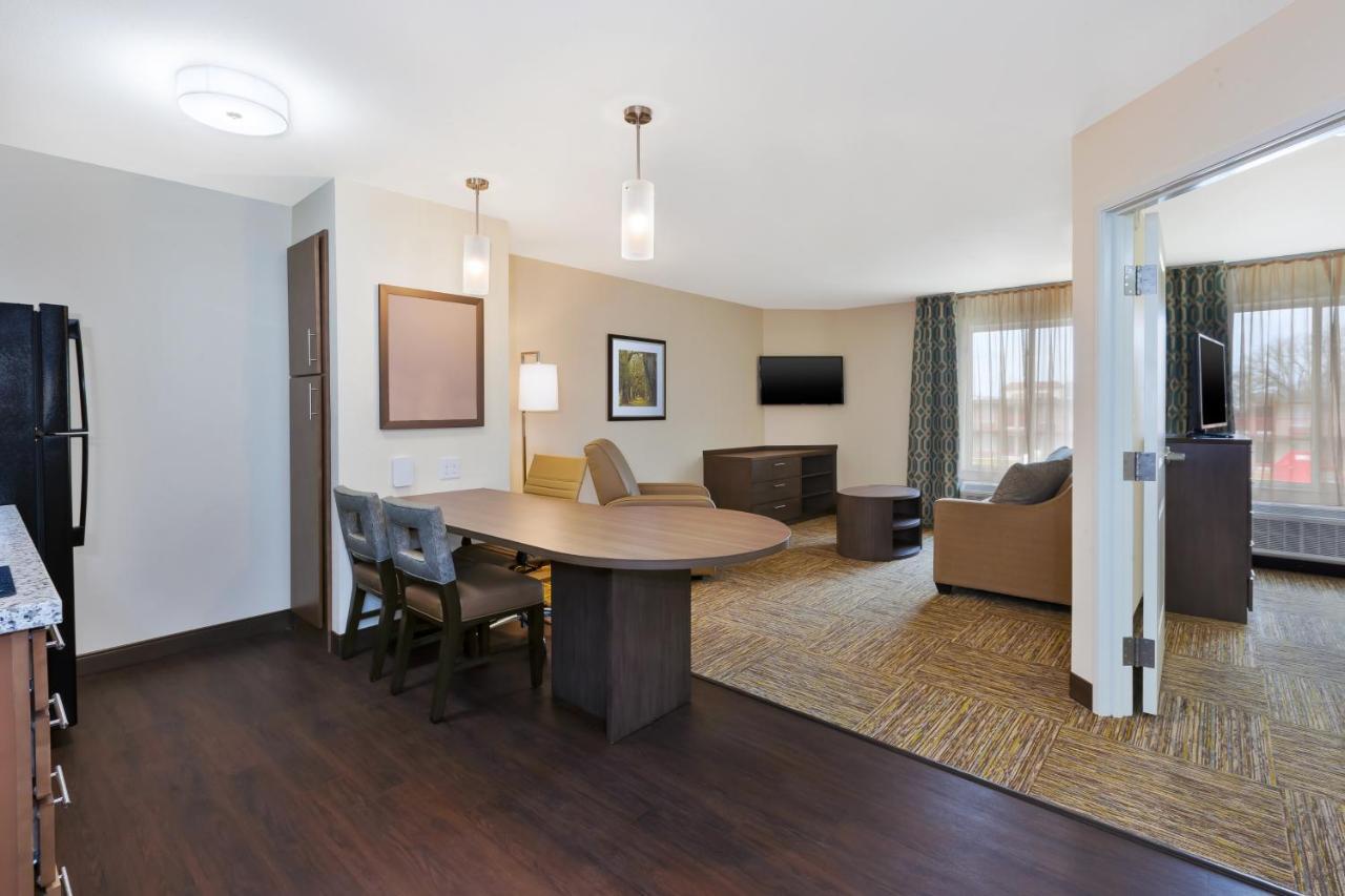 Candlewood Suites Louisville - Ne Downtown Area By Ihg Zewnętrze zdjęcie